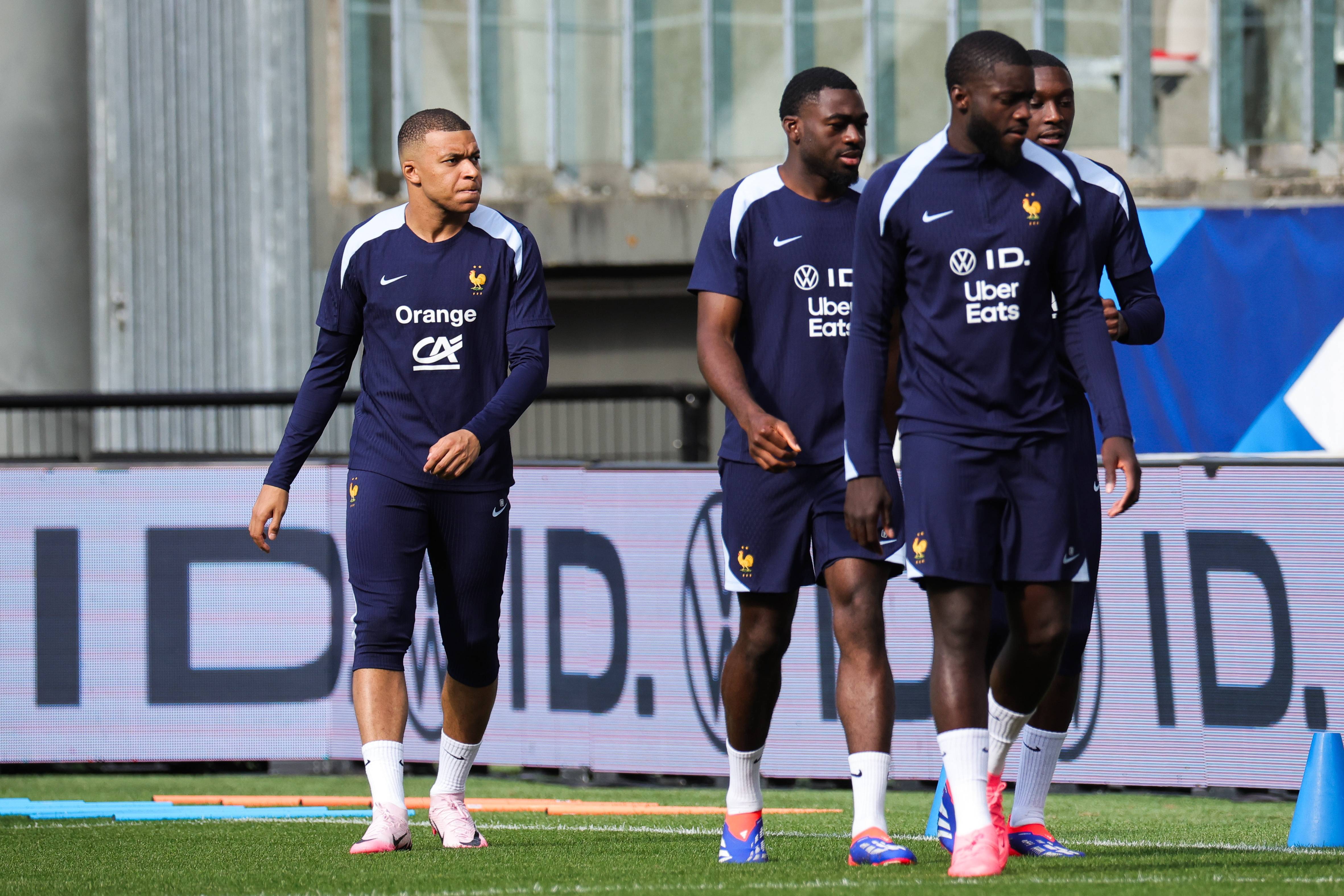 法国国家队在比赛中取得惊人成绩